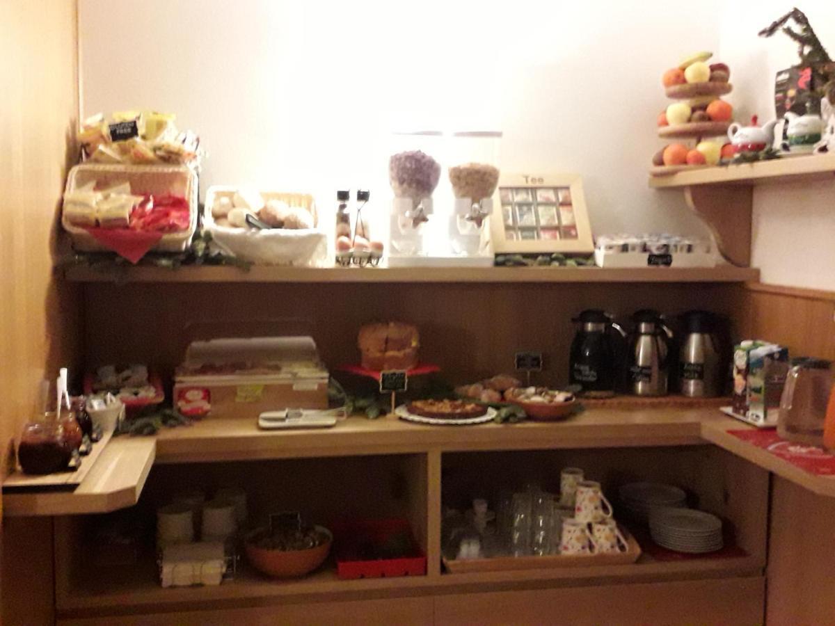 Casa Salvaterra Affittacamere Pinzolo Ngoại thất bức ảnh